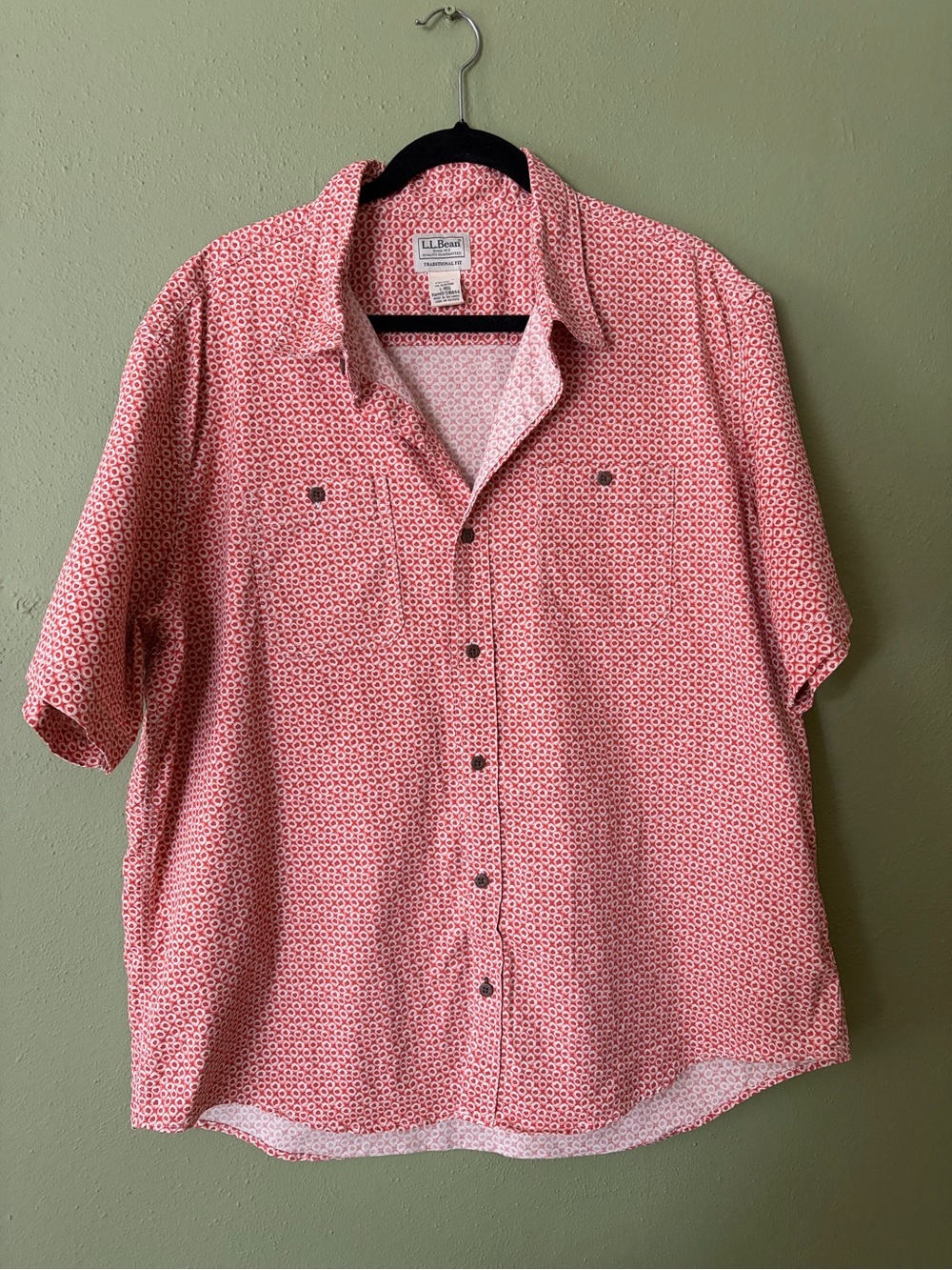 L.L. Bean Men’s Short-Sleeve Button-Up Shirt - Red/Coral Print